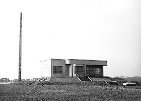 Het gebouw van ON4UB te Kraainem in 1960